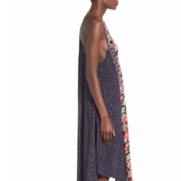 ASTR The Label Floral Midi Vneck Hi-low Boho Dress - Picture 10 of 11